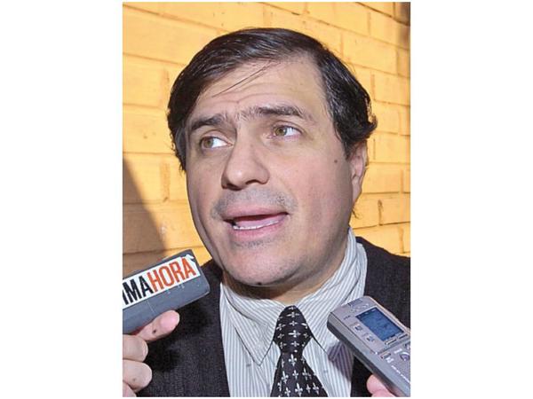 René Fernández suena como futuro ministro anticorrupción