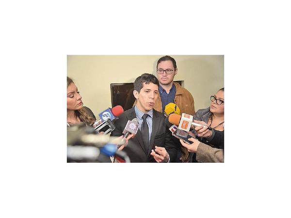 Surge llamativo pedido para destituir a diputada del PLRA