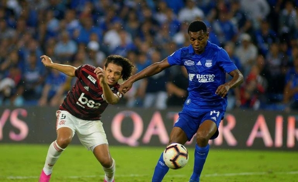 HOY / Emelec se agiganta y doblega al Flamengo y sus 'galácticos'
