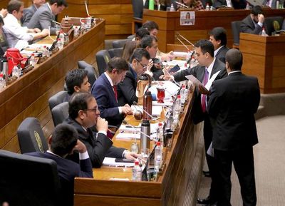 Diputados frenan transparencia y se ratifican con declaración de bienes