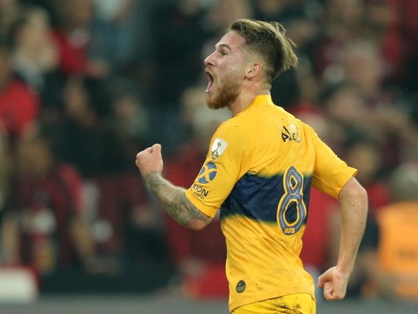 Boca triunfa en Brasil y toma ventaja en la llave