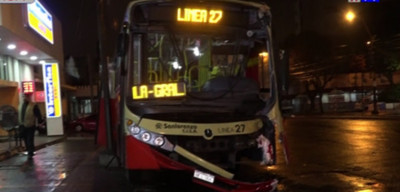 Choque de buses sobre Eusebio Ayala | Noticias Paraguay