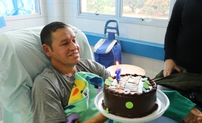 HOY / Paciente renal que aguarda trasplante celebró cumpleaños con el mejor regalo: la Ley Anita