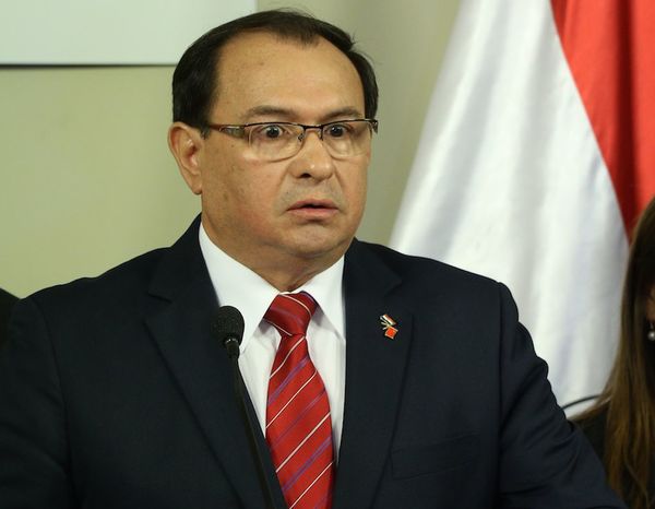 Extitular de Puertos y senador por 60 días considera a Cuevas “perseguido político”, a pesar de rosario de denuncias de corrupción - ADN Paraguayo