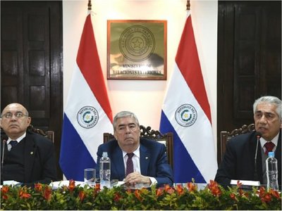 Gobierno resalta acuerdo y asegura que no afectará la tarifa de la ANDE