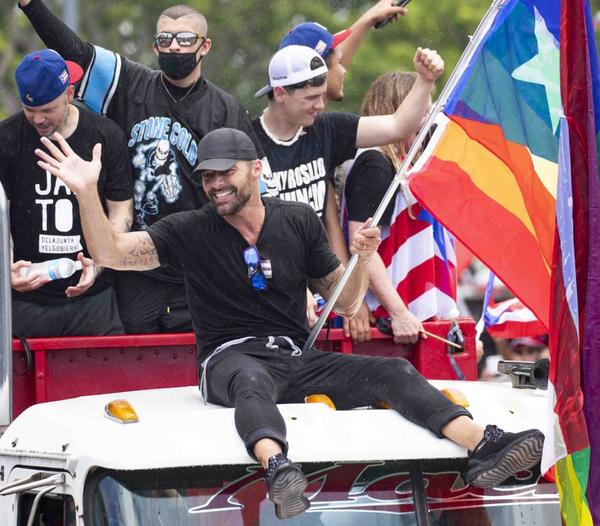 Ricky Martin y René de Calle 13 lideraron una manifestación que hizo renunciar al gobernador de Puerto Rico