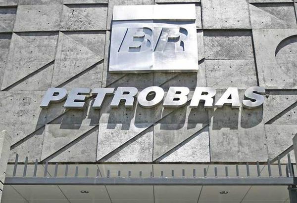 Petrobras vende por 1.516 millones de dólares áreas en aguas rasas - Mundo - ABC Color