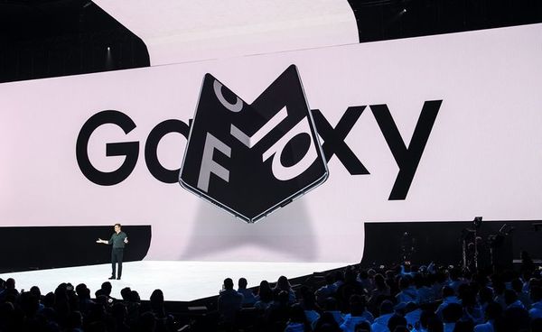 Samsung lanzara en septiembre su “smartphone” plegable - Tecnología - ABC Color