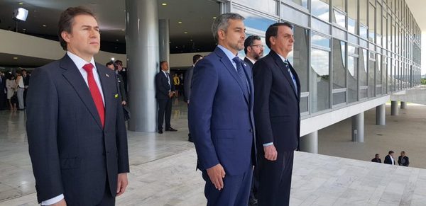 Escándalo de Itaipú hace a Abdo pasible de juicio político | Noticias Paraguay