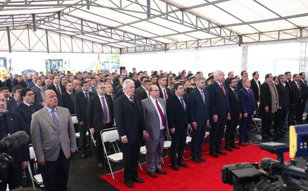 Gobierno presenta adjudicación de obras por US$ 500 millones - ADN Paraguayo