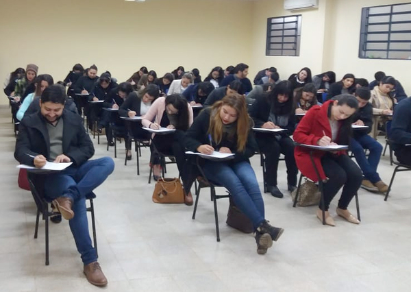 Realizan examen psicotécnico para vacancias en Caazapá