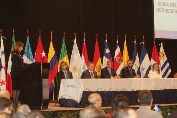 Resaltan que Paraguay impulsa con éxito el plan estratégico en lucha contra lavado de dinero - .::RADIO NACIONAL::.