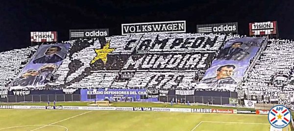 El saludo a Olimpia desde España