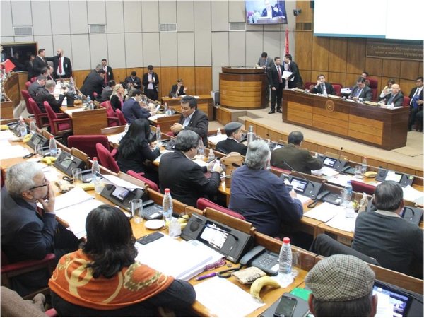 Senado analizará crear comisión para investigar acuerdo sobre Itaipú