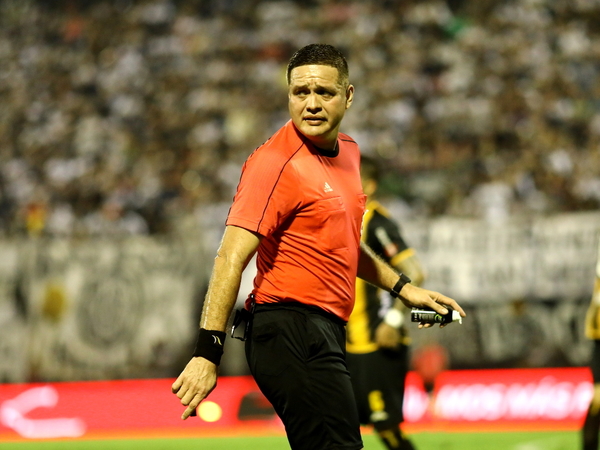 Samaniego pitará el juego entre River y Olimpia