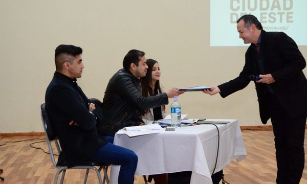Pretenden eliminar negociados a cuestas del almuerzo escolar en CDE