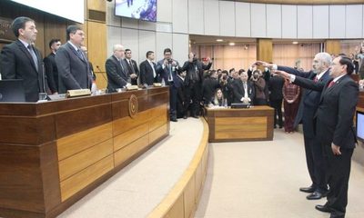 Miguel Fulgencio Rodríguez y Ramón Retamozo juran como Senadores