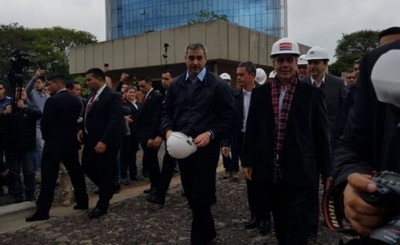 Crearían comisión para estudiar acuerdo bilateral de Itaipu