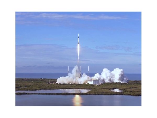 SpaceX envía cápsula Dragon con suministros a la Estación Espacial