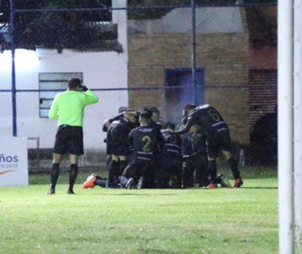 Tembetary eliminó a Independiente - Fútbol - ABC Color
