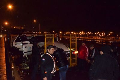 Dos heridos en choque sobre el puente Quiteria - Nacionales - ABC Color