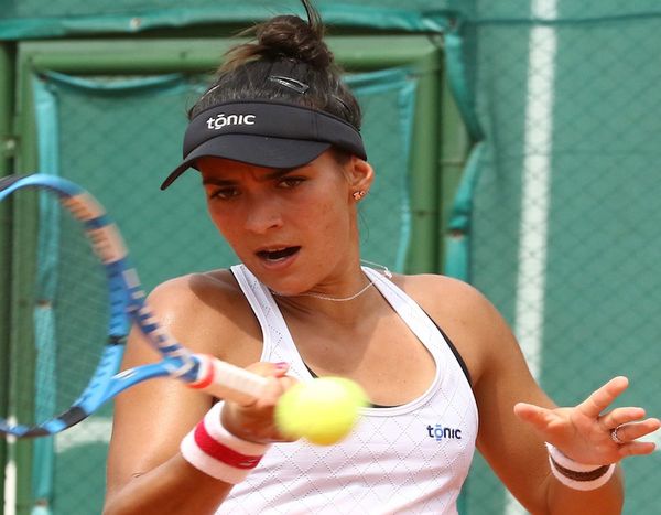 Cepede sigue firme en Praga y busca la semi