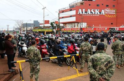 Paseros denuncian malos tratos de los argentinos