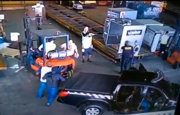 Con disfraces de policía y sin disparos: el ‘robo del oro’ en Brasil