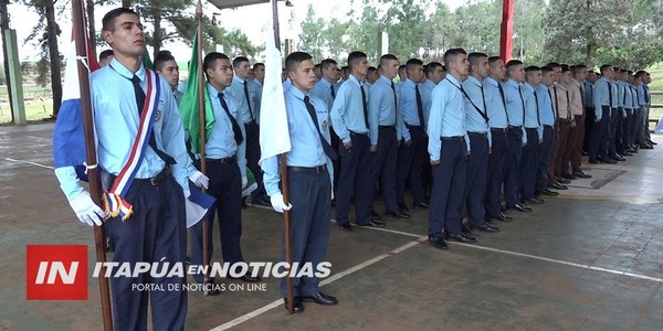 JÓVENES DE ESCUELAS AGRÍCOLAS DE ITAPÚA EGRESAN DEL SERVICIO MILITAR.