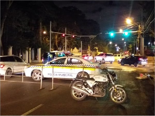 Policía Nacional clausuró Mariscal López y causó caos vehicular