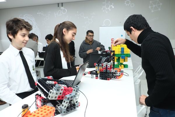 Colegio Israel inauguró moderno STEAM Lab