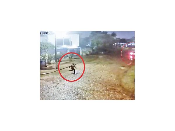 Tiran bomba molotov en casa de intendente de Villa Elisa