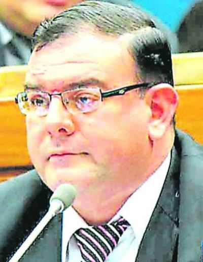 Cámara confirma juicio  a “caseros” de diputado - Política - ABC Color