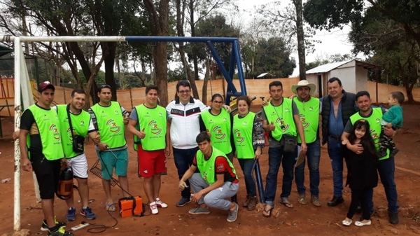 Equipo de Romero Roa, en evento  deportivo con presencia de Romerito