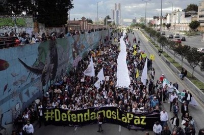 Defienden la paz  - Radio 1000 AM