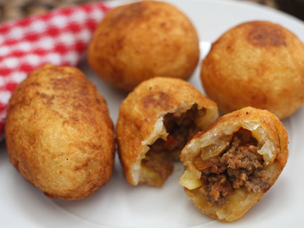 Croquetas de mandioca y carne