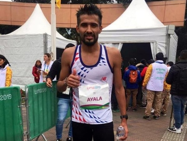 Derlis Ayala mejora el récord nacional