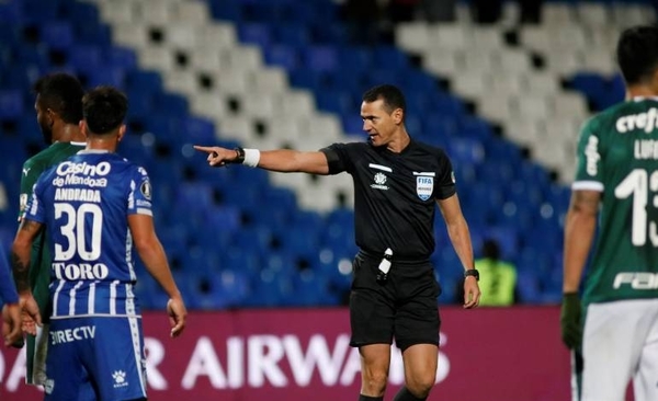 HOY / Wilmar Roldán, en el partido de los Ciclones en Copa