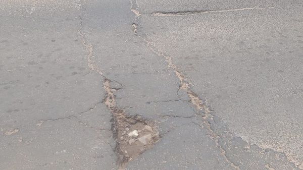 Antiguos baches - Crónicas Ciudadanas - ABC Color