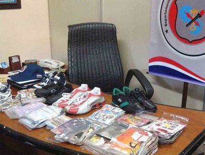 Unidad Fiscal de Derechos Intelectuales realizó operativo en adyacencias al Palacio