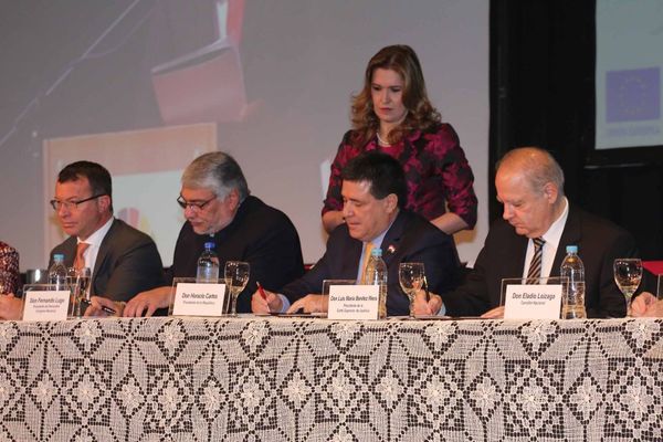 Corte suscribe declaración conjunta interpoderes