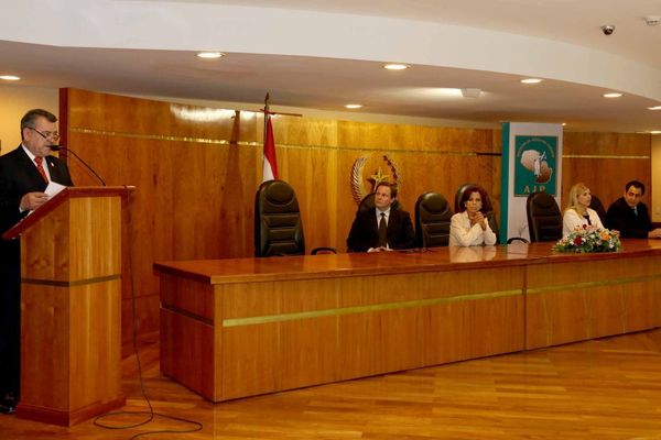 Clausura de los cursos organizados por la AJP