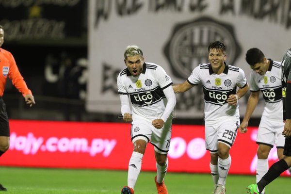 Olimpia triunfó ajustado ante River Plate