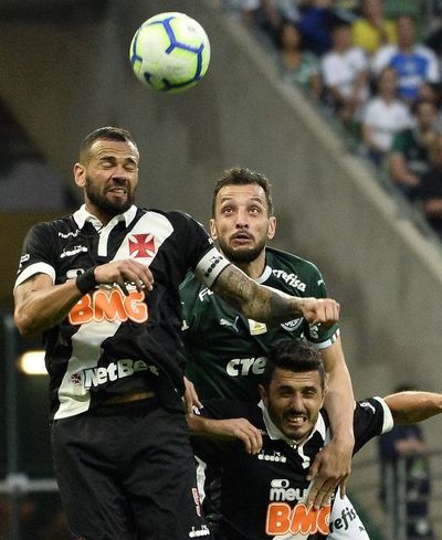 Palmeiras pone en bandeja el liderato al Santos - Fútbol - ABC Color