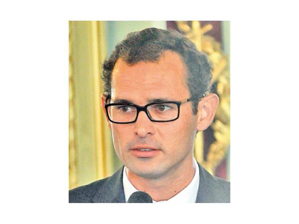 Acabar con dispersión reglamentaria y lagunas