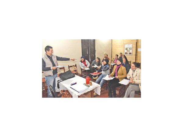 Crece interés por estudiar guaraní y sugieren mayor inversión estatal