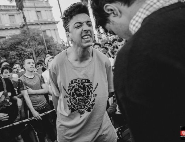 Concurso de freestyle en la Costanera - Música - ABC Color