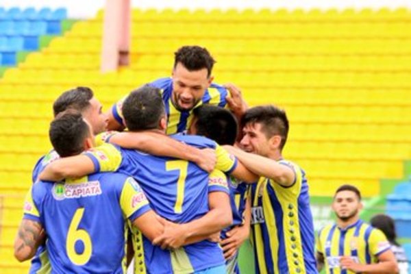 Deportivo Capiatá derrotó 3 a 1 a Deportivo Santaní  | .::Agencia IP::.