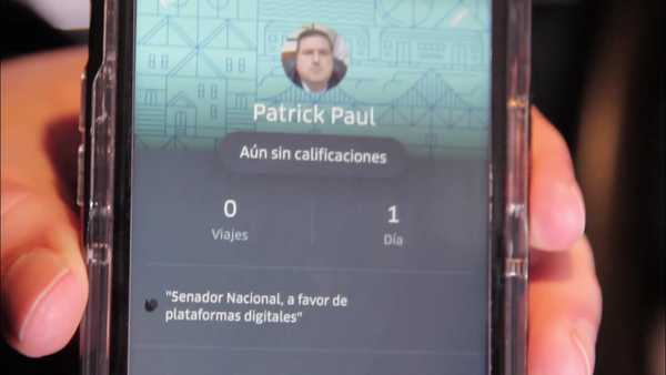 Senador es chofer de Uber para saber qué piensa el usuario » Ñanduti