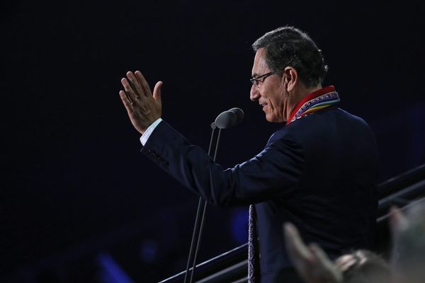 Presidente de Perú propone recortar su mandato y adelantar elecciones - Mundo - ABC Color